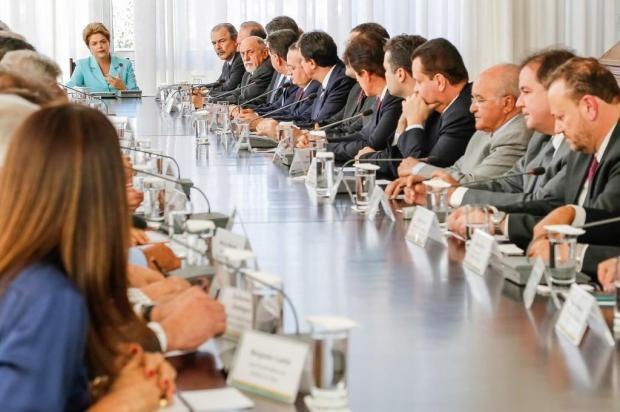 Dilma Rousseff propõe pacto federativo a governadores 