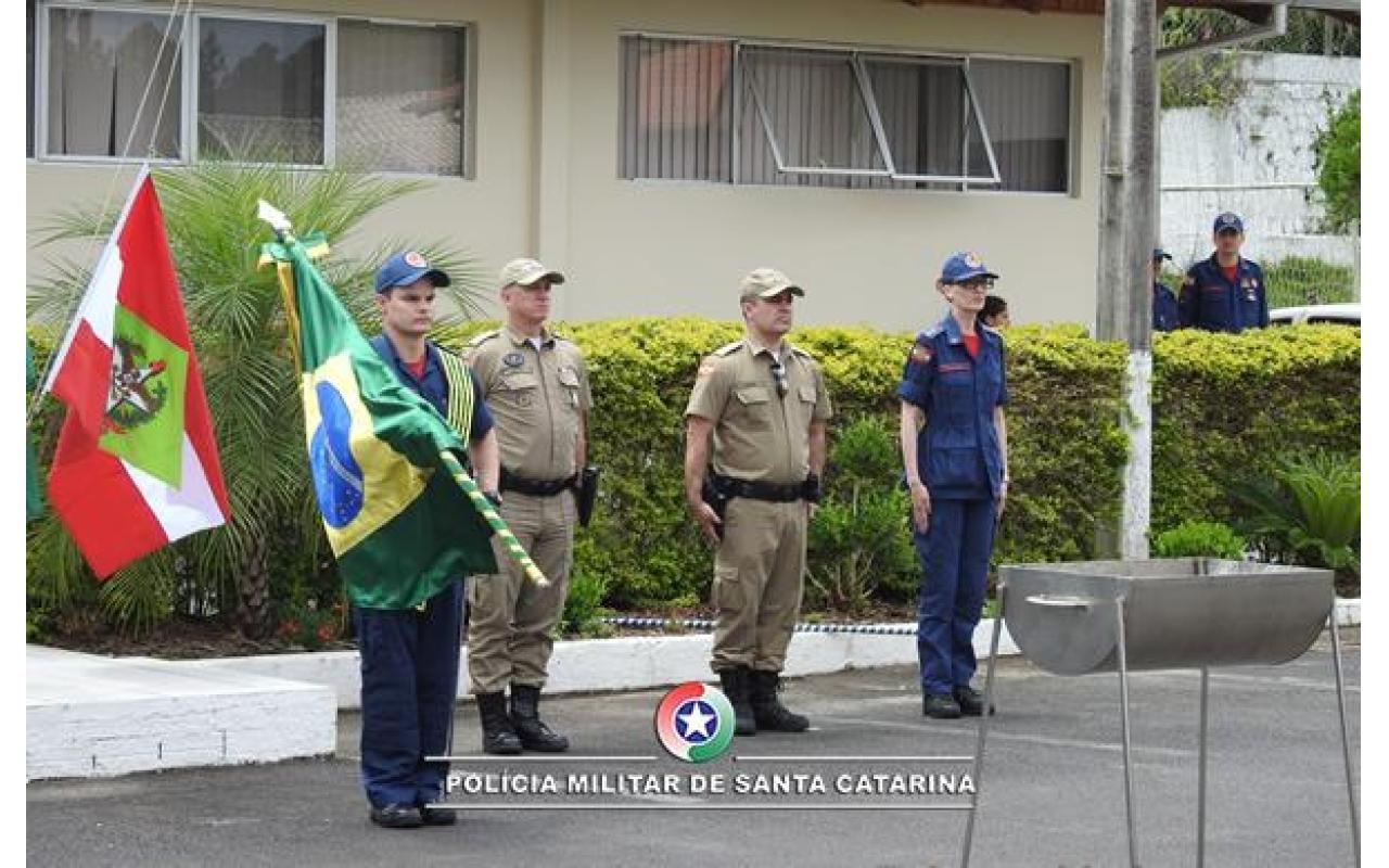 13º BPM realiza solenidade alusiva ao Dia da Bandeira Nacional