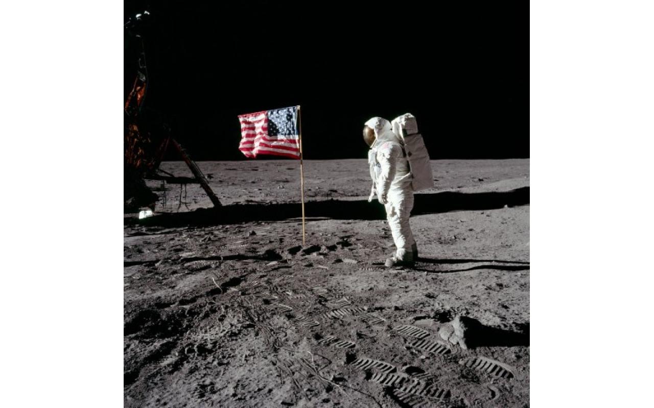 Dia 20 de Julho, é lembrada a 1ª viagem a Lua