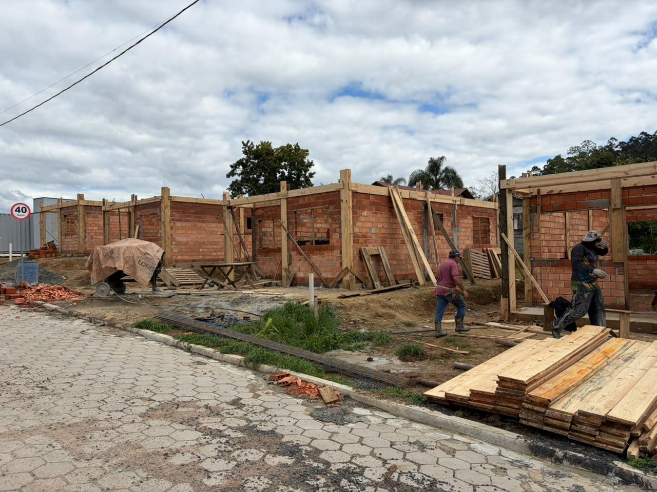 20 casas populares construídas em Ituporanga devem ser entregues no primeiro trimestre de 2027