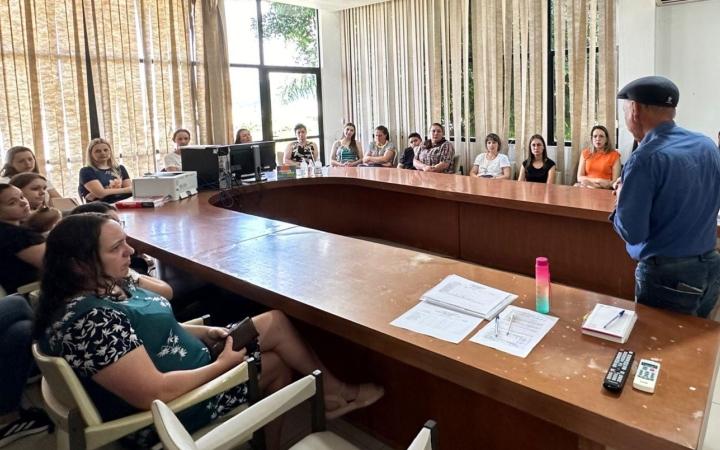 29 novos professores aprovados em concurso público de Ituporanga tomam posse