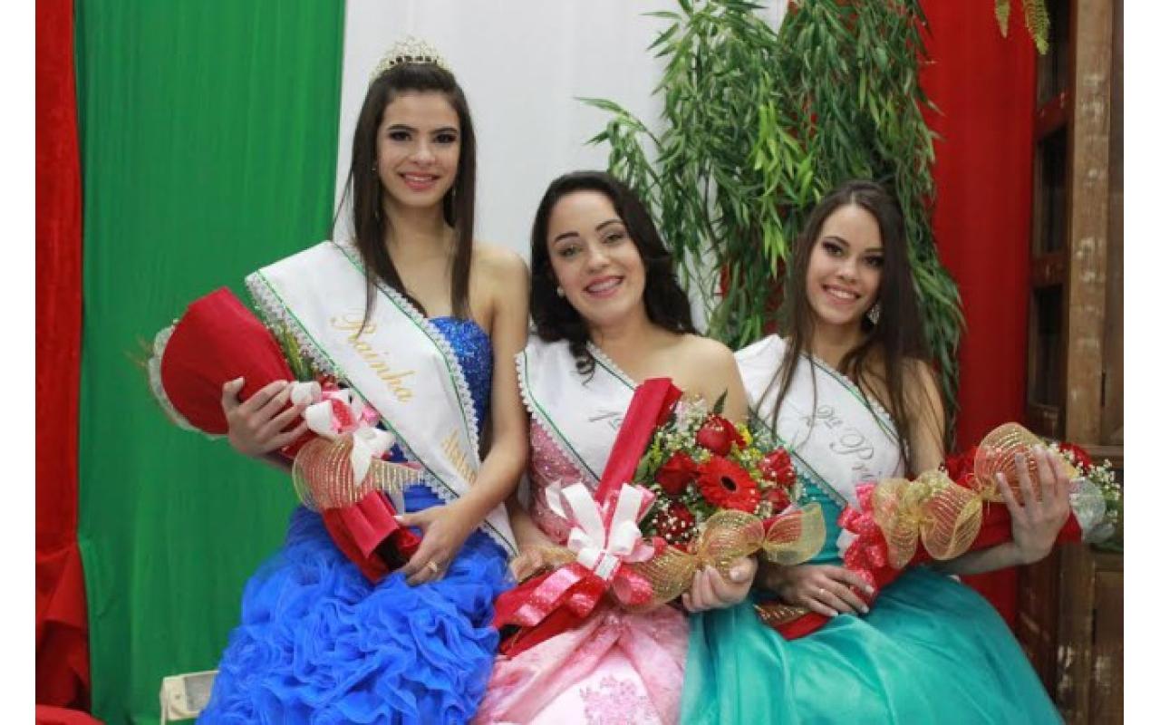 Eleita a Rainha e Princesas do município de Atalanta