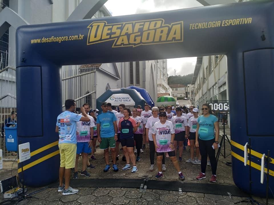 4ª Corrida e Caminhada Pela Vida arrecada mais de R$ 5 mil e 300 quilos de alimentos em Ituporanga