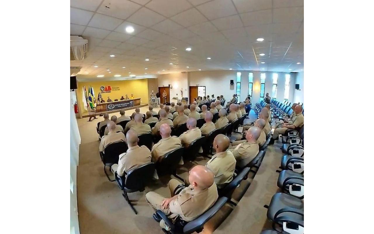40 agentes participam de Curso de Táticas Policiais da 7ª Região de Polícia Militar na cidade de Rio do Sul