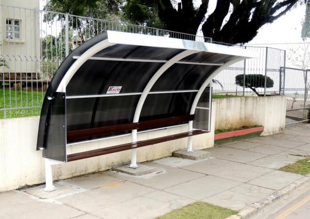 Ituporanga recebeu 10 novos pontos de ônibus