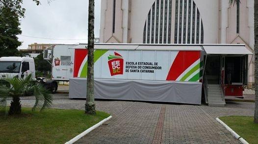 Escola itinerante do PROCON fica até a próxima segunda-feira em Ituporanga