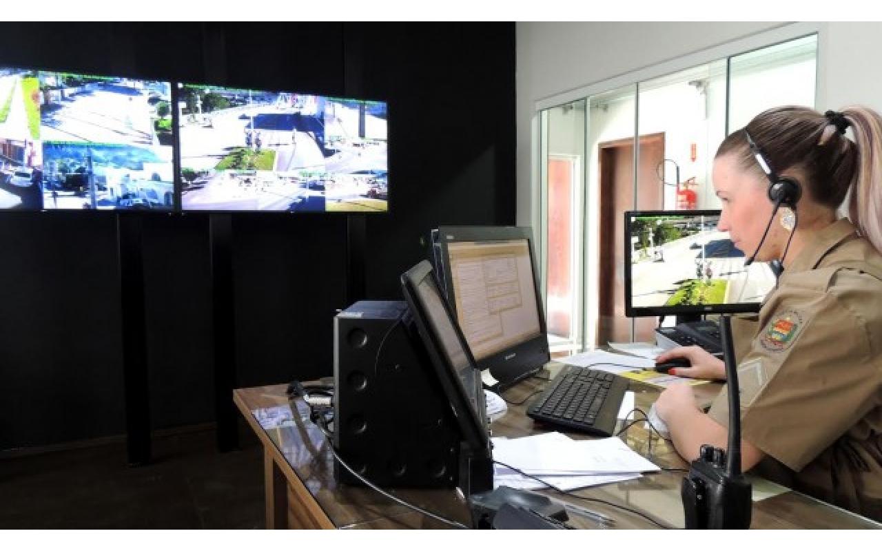 SEGURANÇA: Câmeras de videomonitoramento são inauguradas em várias cidades do Alto Vale