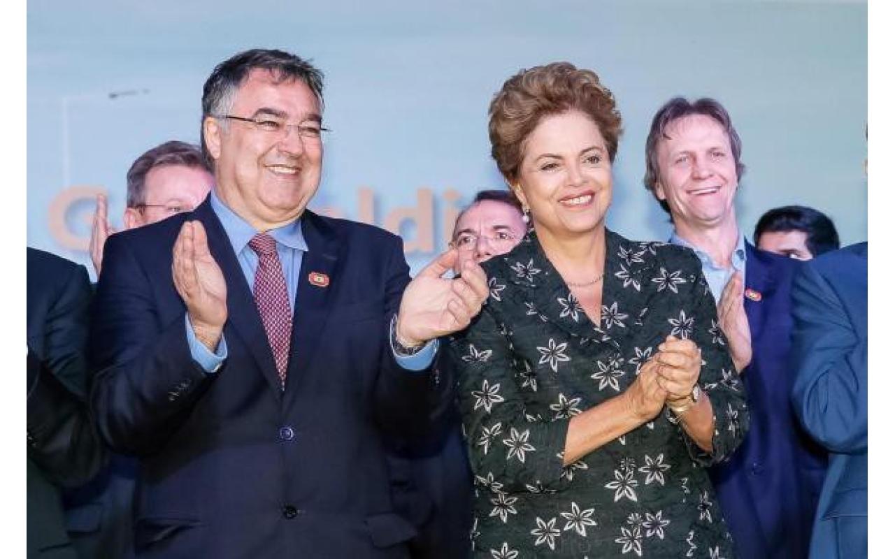 Dilma Rousseff participou da cerimônia na BR-101 Sul ocorreu na manhã desta quarta-feira