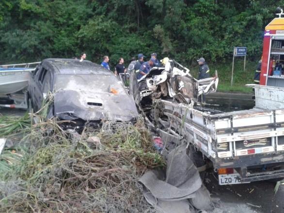 BR-470: Grave acidente mata duas pessoas em Rio do Sul