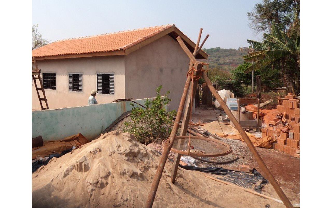 Famílias agricultoras de Imbuia recebem recursos para reforma de moradias