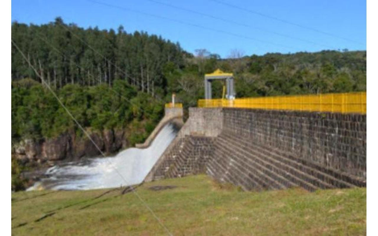 Fatma libera cinco licenças para pequenas usinas hidrelétricas  