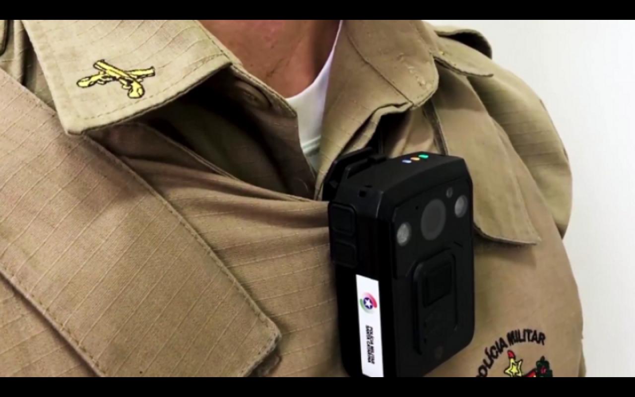 80 câmeras individuais foram distribuídas para os policiais militares no Alto Vale