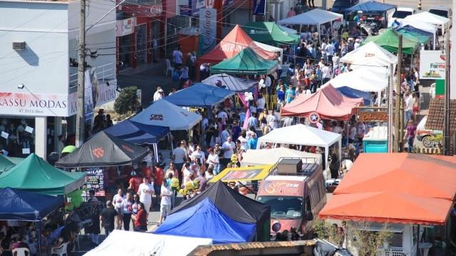 Mais de 2 mil pessoas prestigiaram Stammtisch em Ituporanga