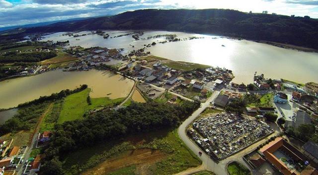 Mais de 360 pessoas estão desabrigadas em Agronômica