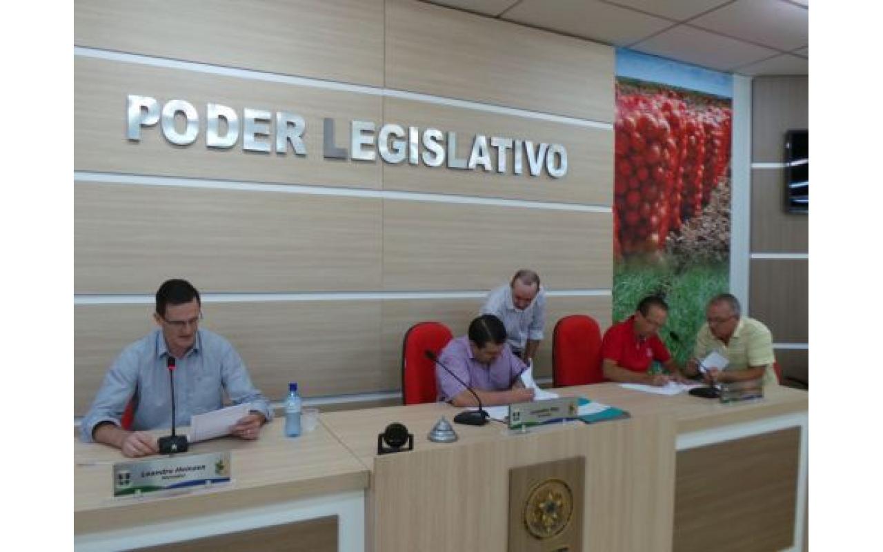 ITUPORANGA: Vereador aponta irregularidades e pede que município suspenda imediatamente a cobrança dos valores referentes à “Área Azul”