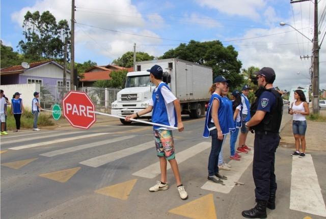 RIO DO SUL: Iniciativa pioneira inclui educação para o trânsito na grade curricular de estudantes   