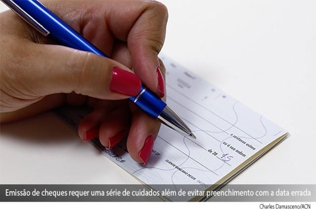 Consumidores devem ter cuidado com cheques emitidos a partir do dia 1º