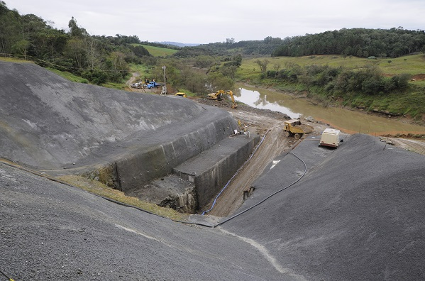 BARRAGEM SUL: Obras devem ser entregues em agosto   