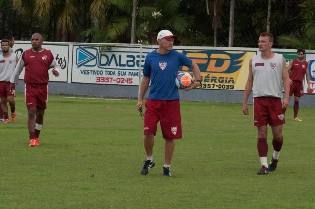 Técnico Sílvio Criciúma volta ao Atlético