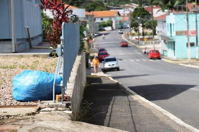 PETROLÂNDIA vai buscar alternativas para conscientizar moradores sobre reciclagem do lixo