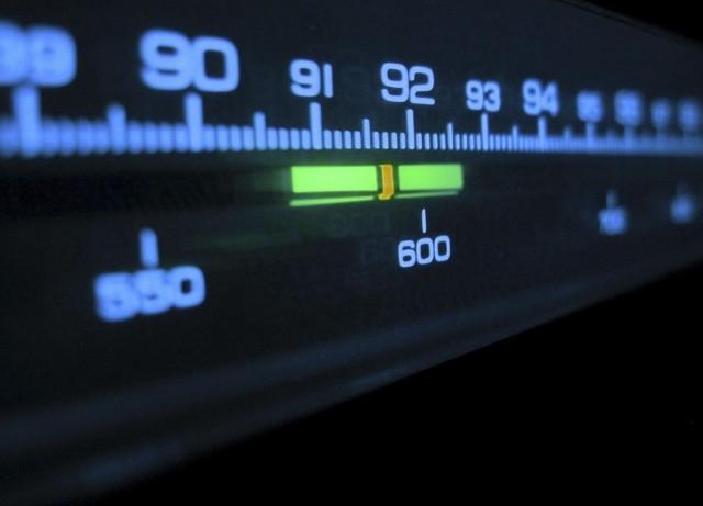 Migração do Rádio AM ganha reforço com frente parlamentar
