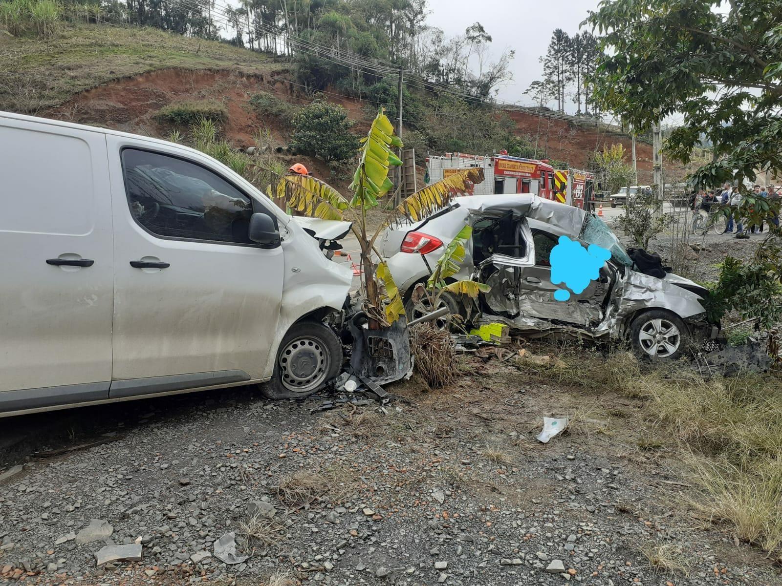 Acidente de trânsito deixa duas vítimas fatais no Alto Vale