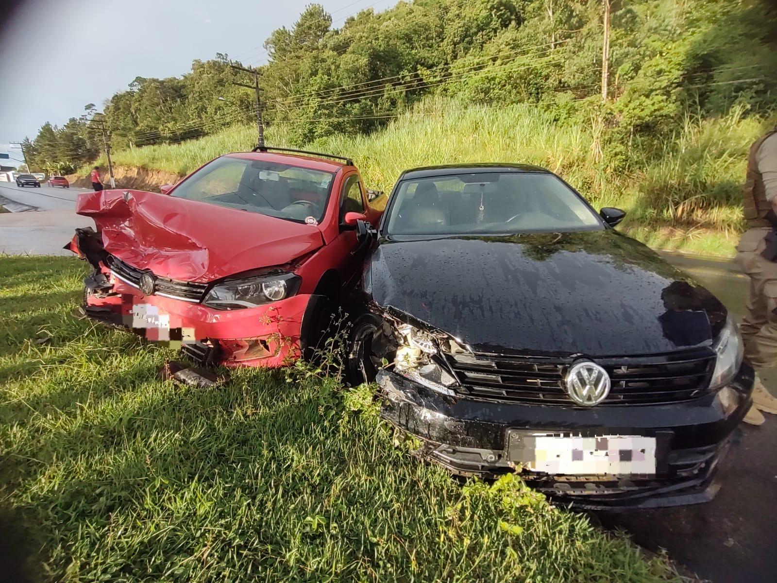 Acidente de trânsito em Ituporanga deixa homem ferido condutor de um dos veículos foge do local