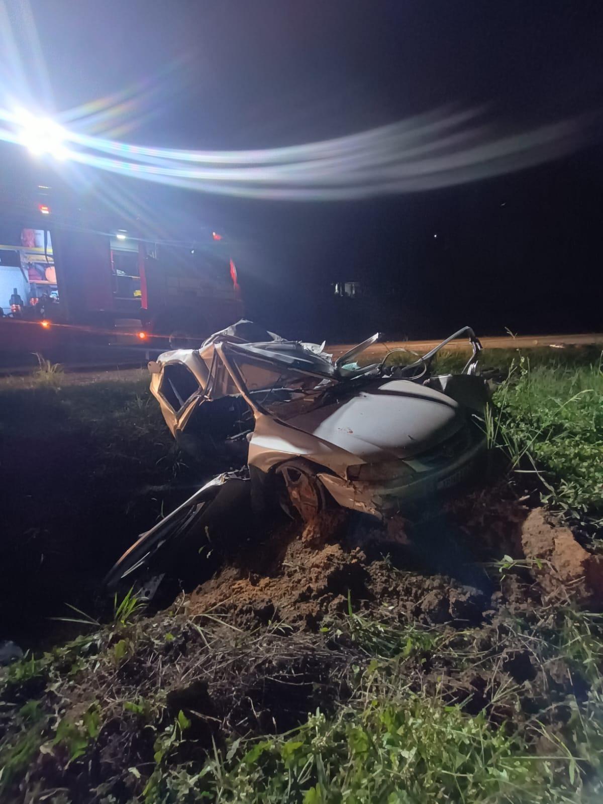 Acidente na BR-470 deixa um morto e uma vítima em estado grave