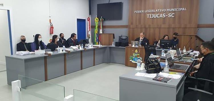 Acusada de matar grávida em canelinha para ficar com bebê é condenada a 56 anos de prisão