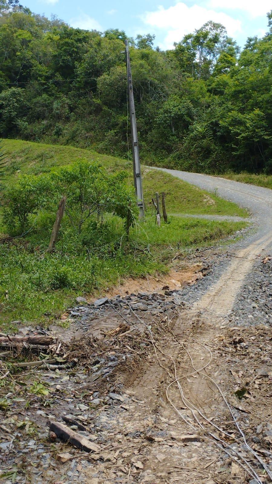 Administração de Chapadão do Lageado trabalha na recuperação das estradas do interior