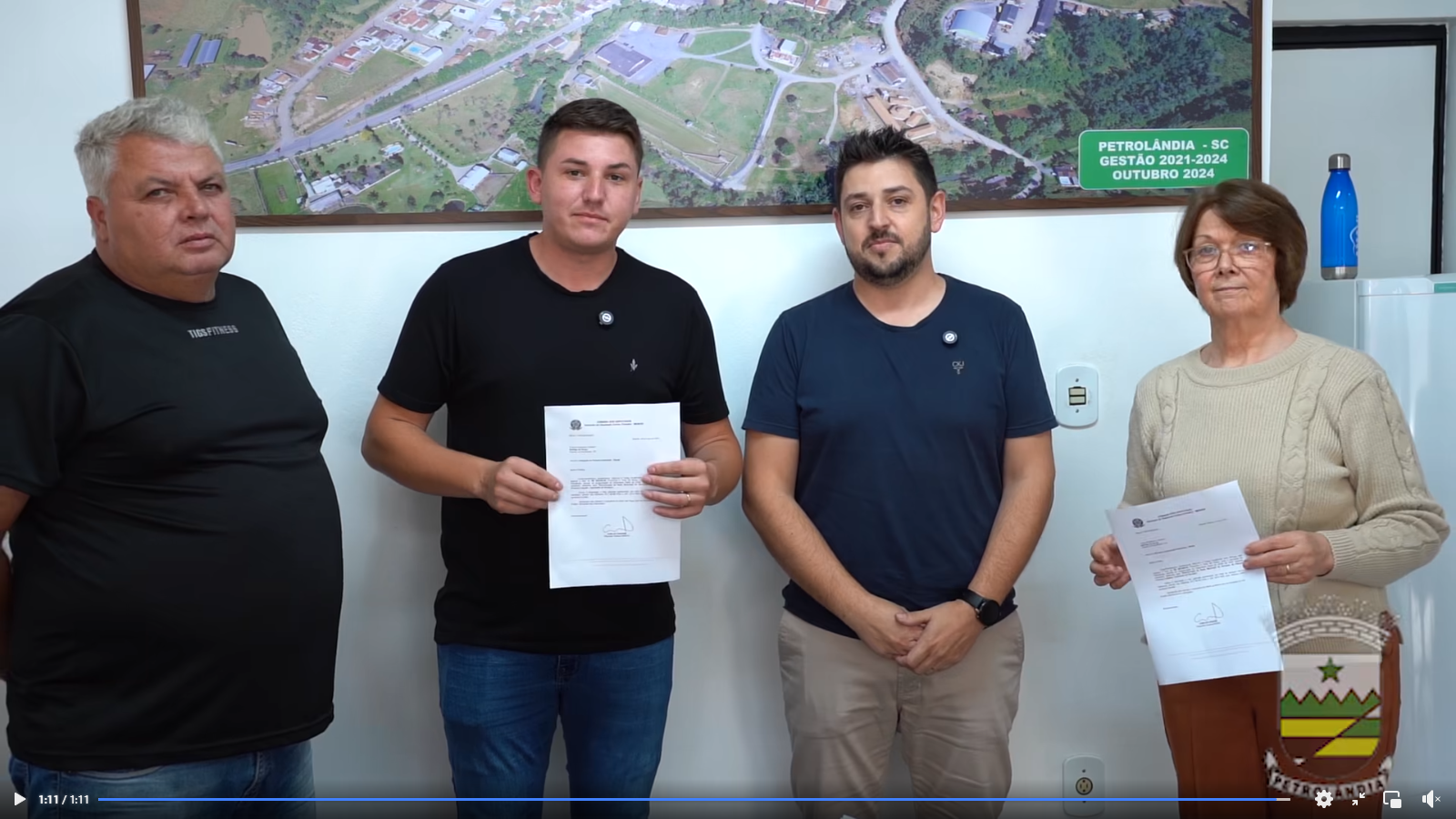 Administração de Petrolândia vai comprar uma pá carregadeira e um britador