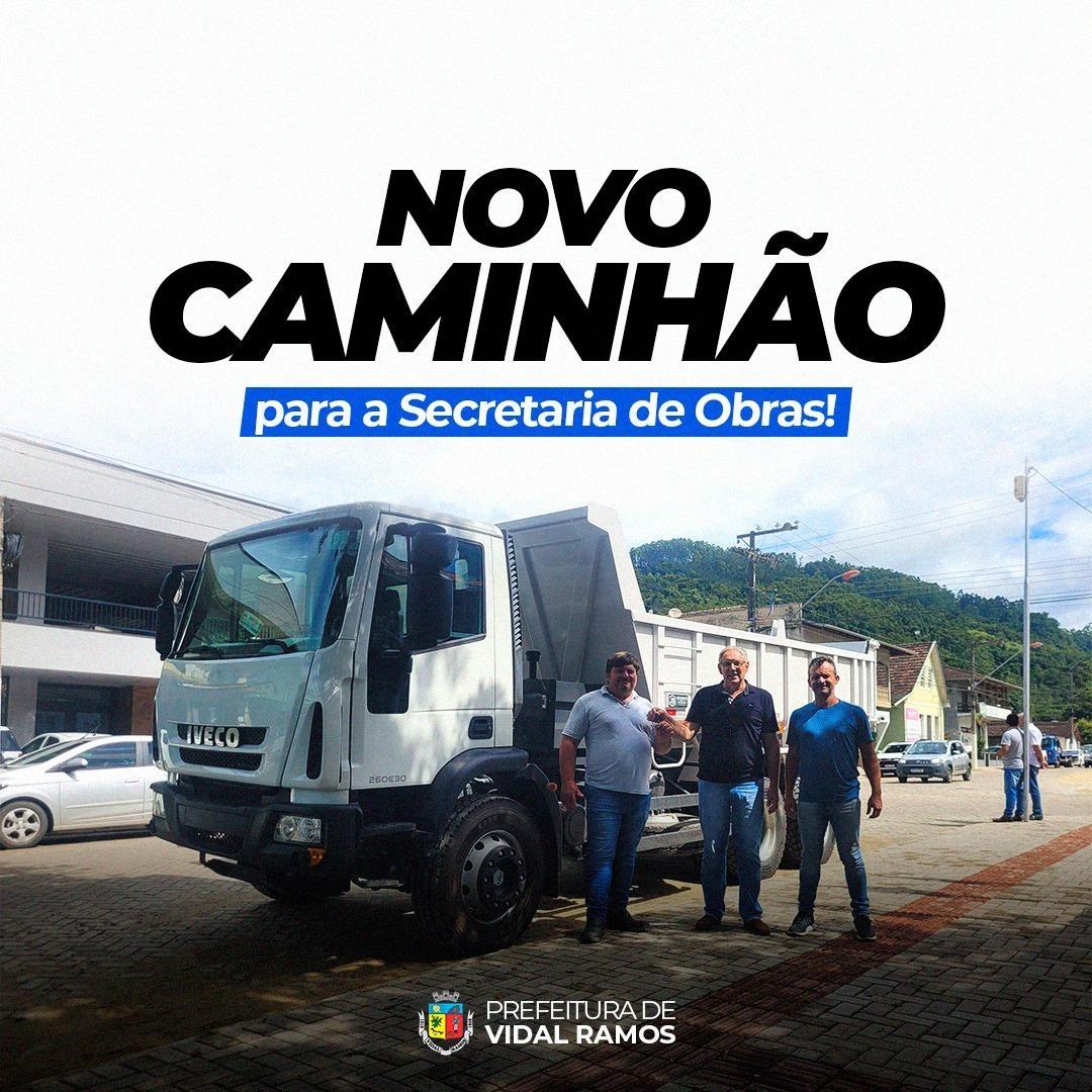 Administração de Vidal Ramos adquire caçamba zero quilômetro com recursos próprios