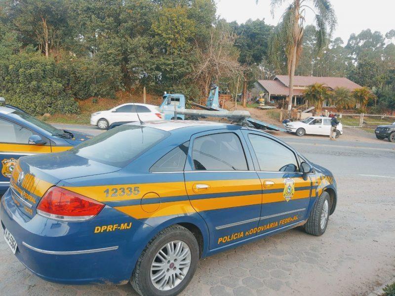 Adolescente é flagrado dirigindo na BR-470 em Ibirama