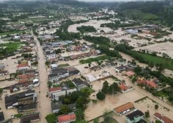 Administração de Agrolândia busca mais apoio financeiro após sofrer a maior enchente da história do município