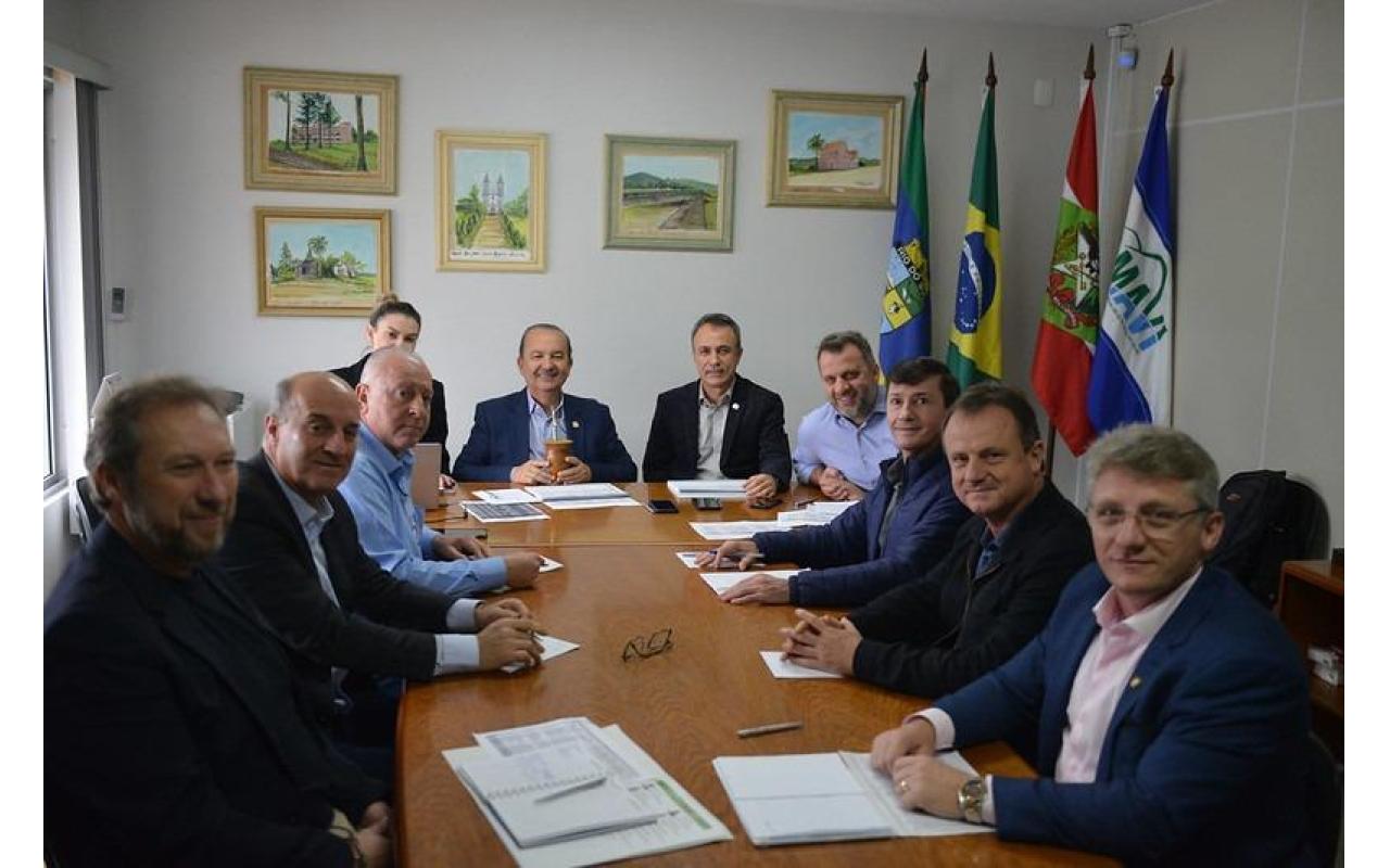 Agrolândia recebe sinalização de recursos no valor de R$ 2 milhões do governo do estado