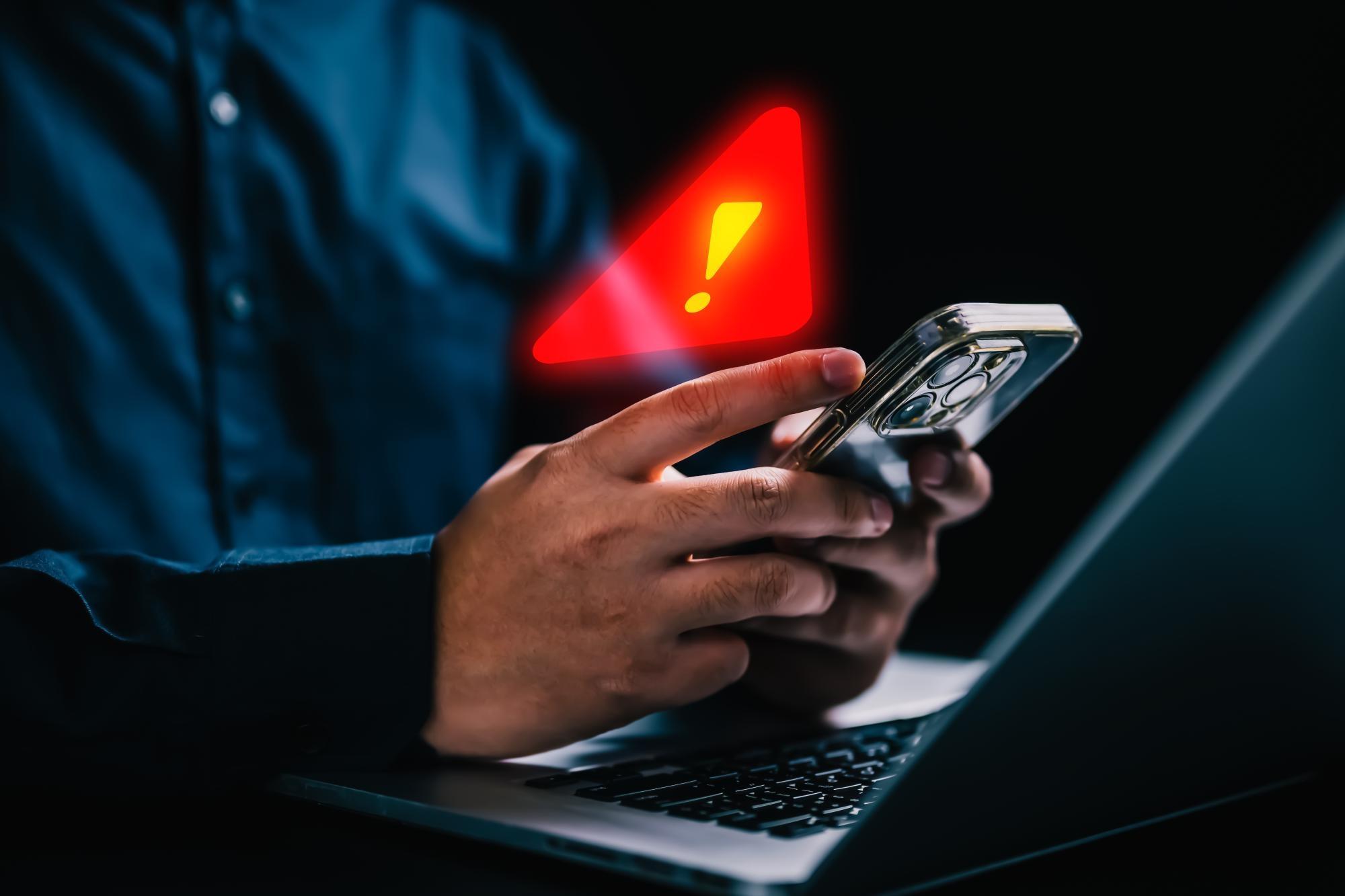 Ameaça de bloqueio e urgência estão entre os sinais de alerta para golpes virtuais em SC