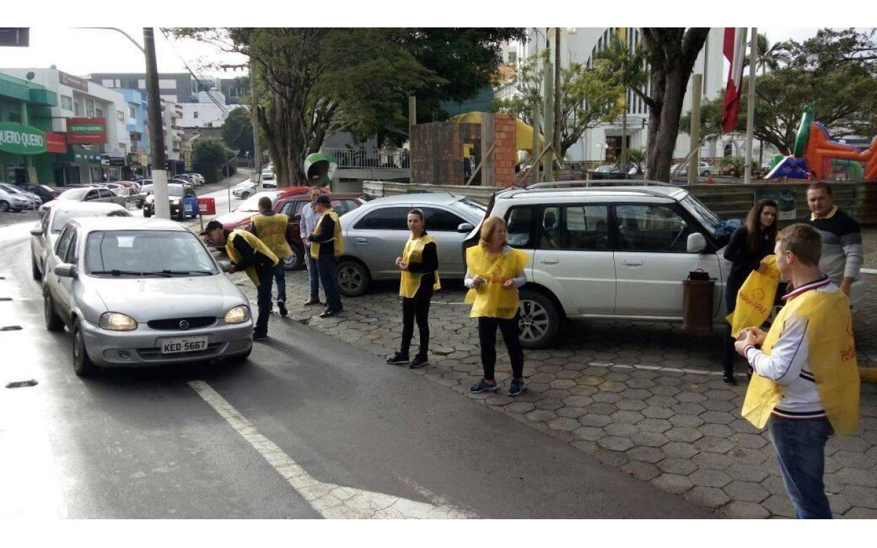 APAE de Ituporanga arrecada mais de R$ 107 mil no Pedágio Solidário