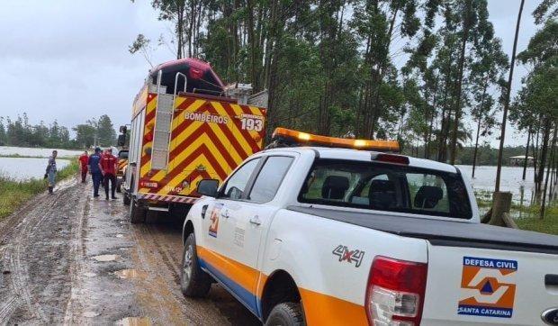 Após alerta de chuvas intensas em Santa Catarina, veja dicas de prevenção para alagamentos e deslizamentos