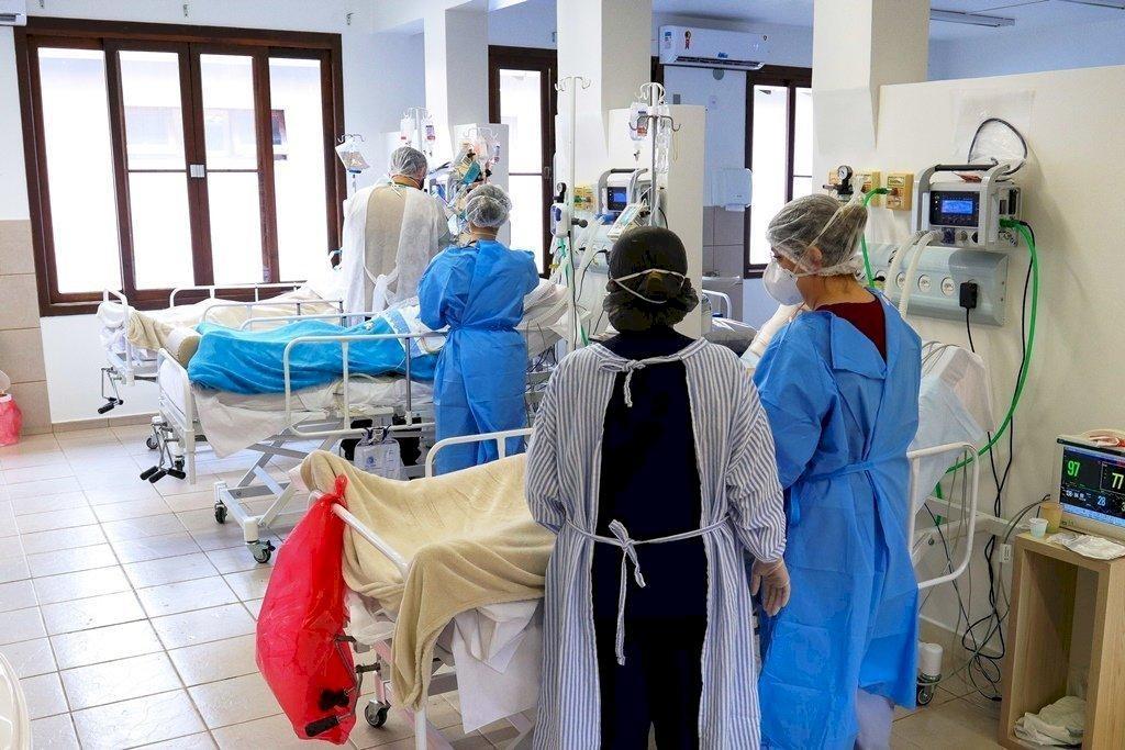 Após quatro meses, SC zera fila de pacientes por leito de UTI 