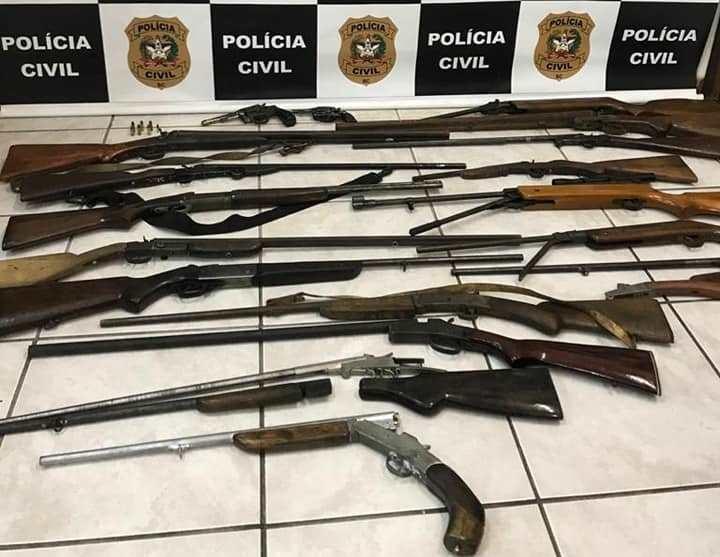 Armas de fogo e munições são apreendidas em Petrolândia; três foram presos