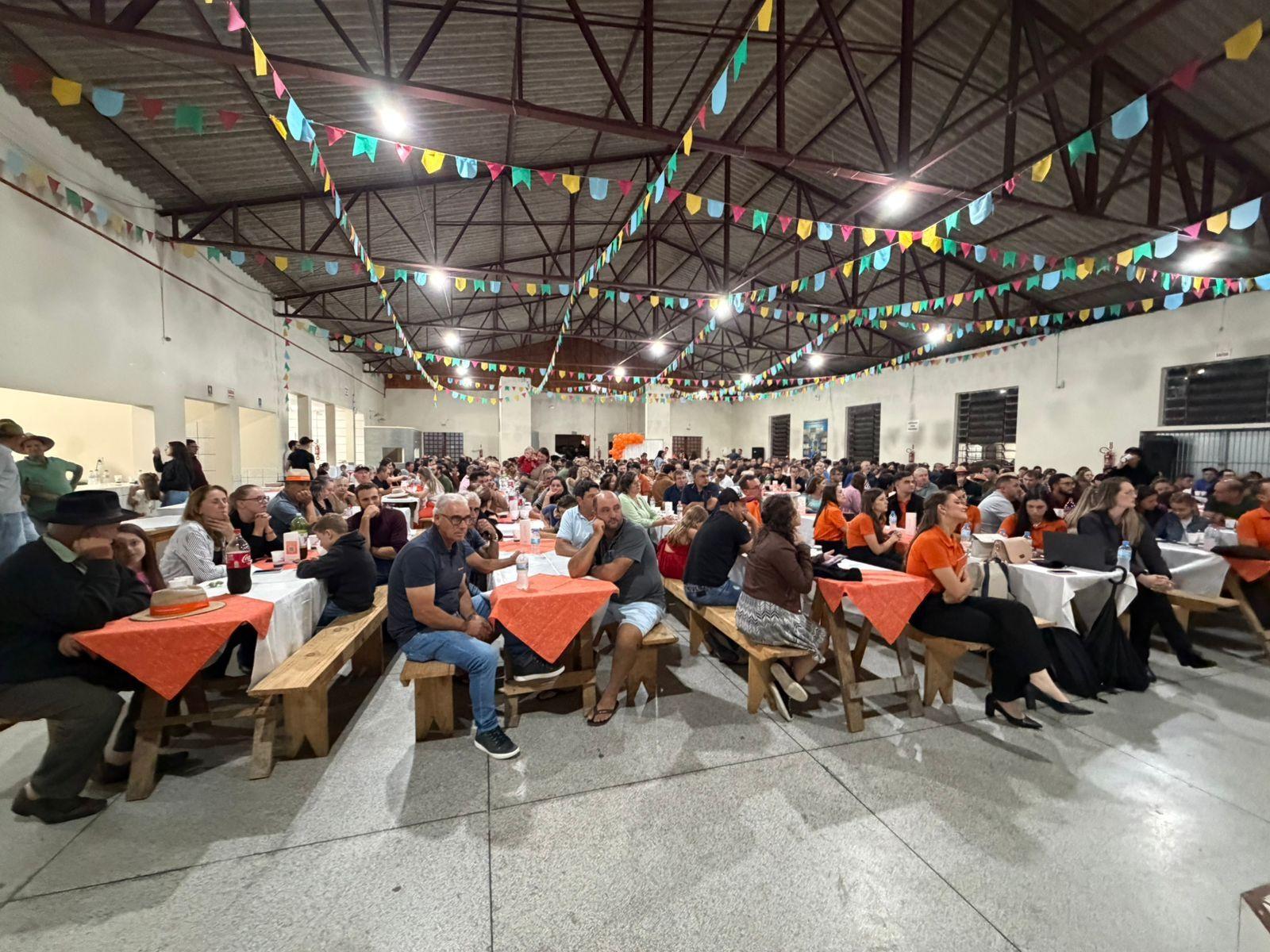 Assembleia da Cresol reúne cooperados e apresenta resultados em Bom Retiro