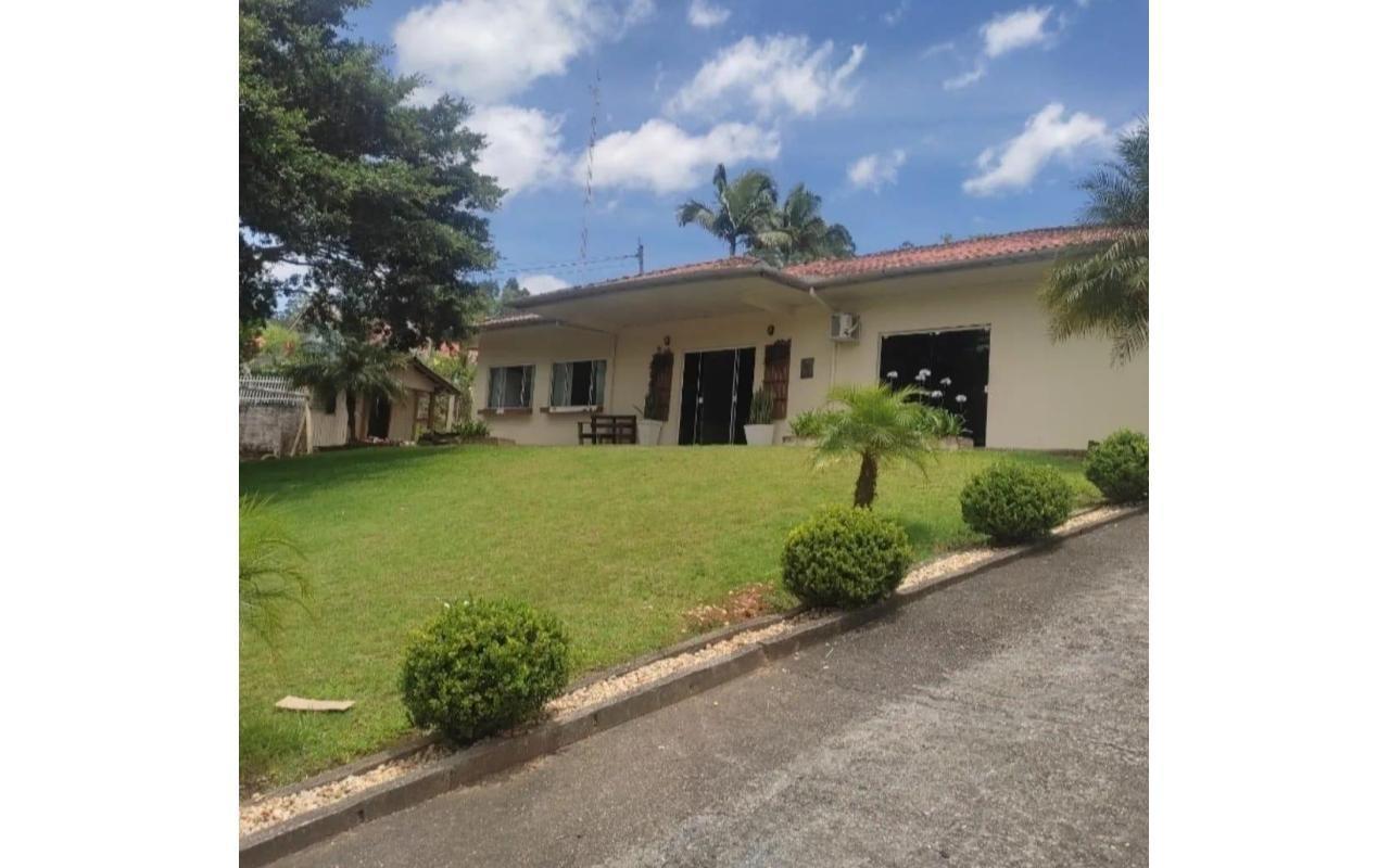Associação Albertina Berkenbrock realiza pedágio solidário em Ituporanga
