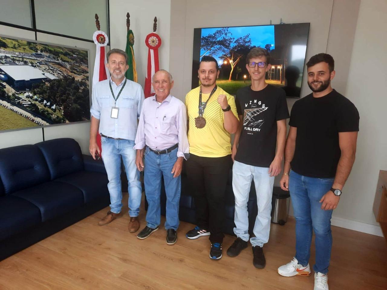 Atleta de Ituporanga, Jonatan Brandt, conquista medalha de bronze no Campeonato Panamericano de Kickboxing