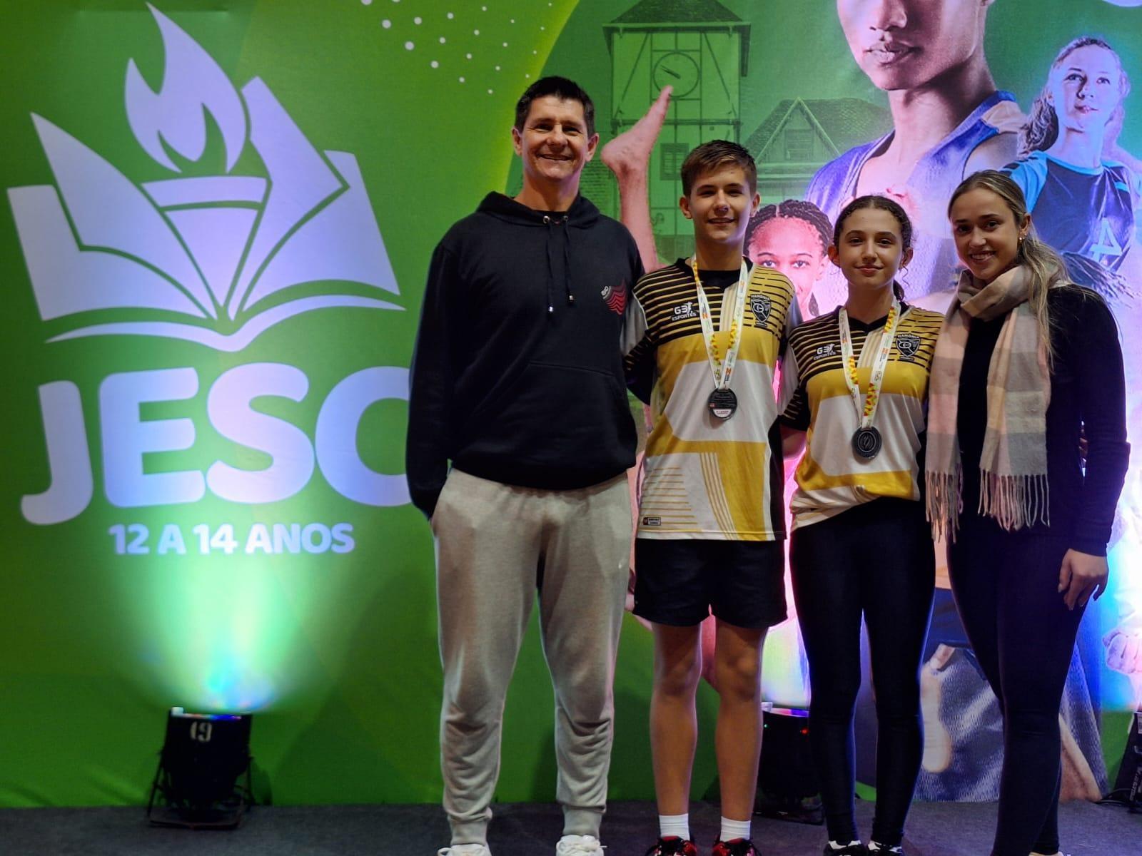 Atletas de Ibirama vão representar SC em competições nacionais de Badminton