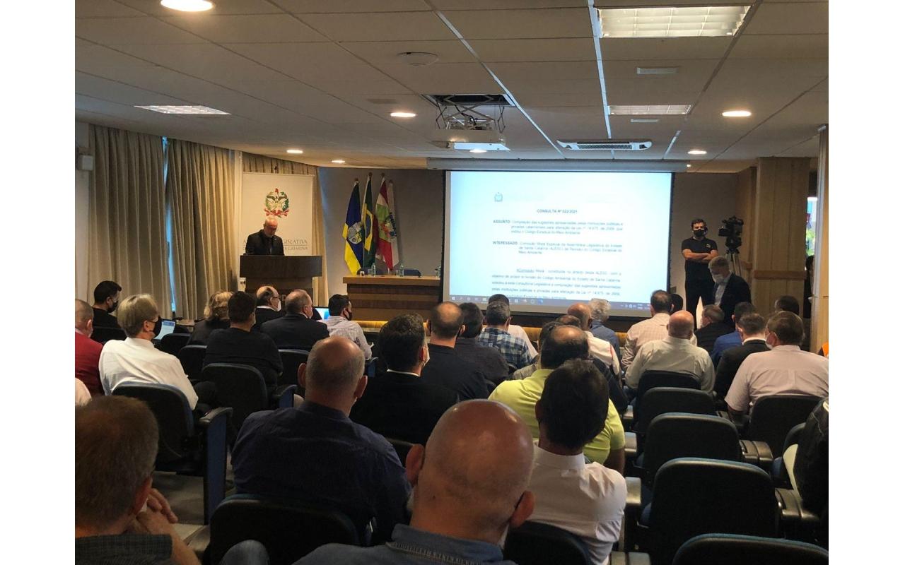 Audiência Pública em Rio do Sul debate revisão do Código Ambiental de Santa Catarina