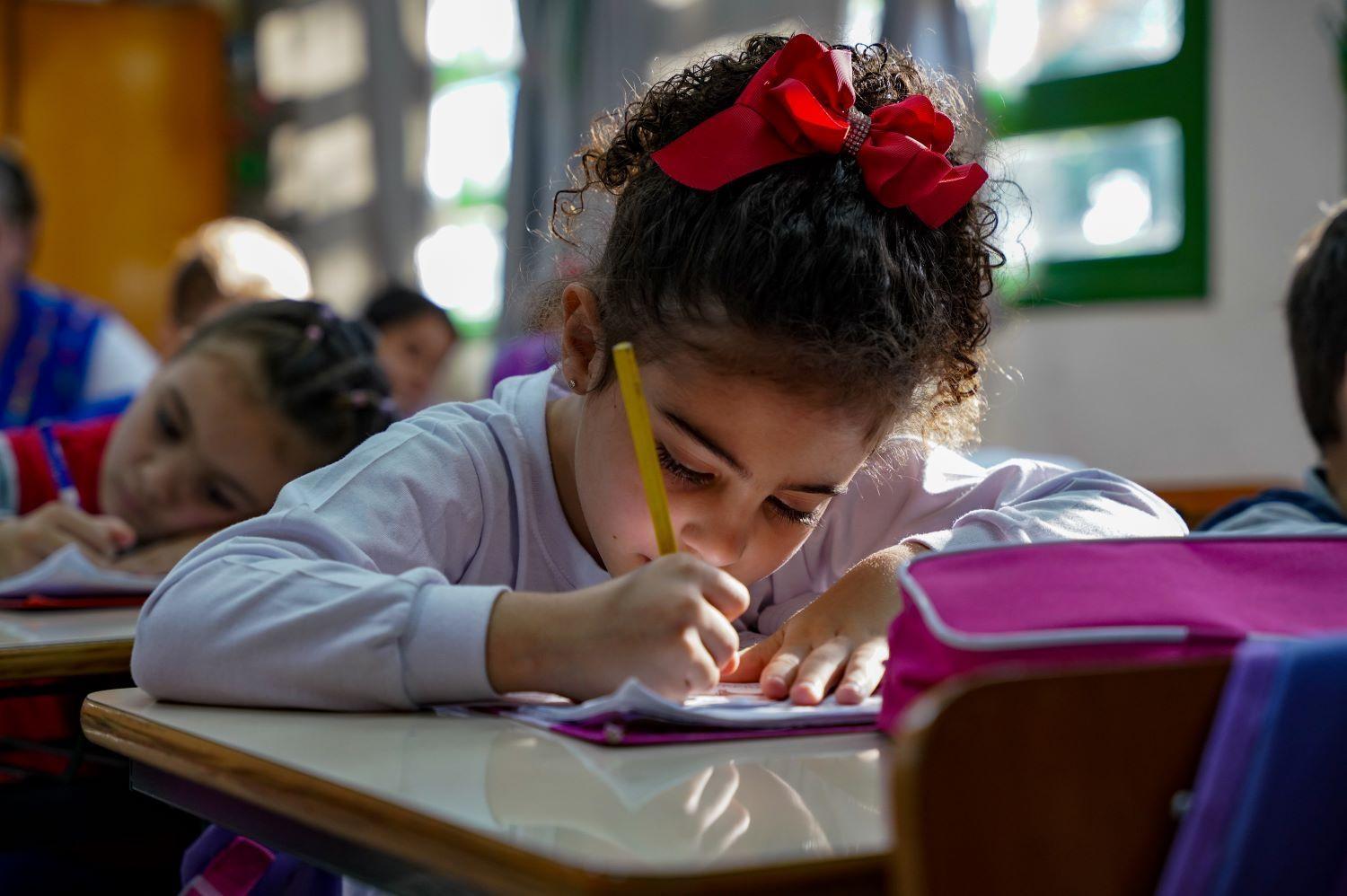 Aulas na rede estadual retornam hoje (19); Ensino médio terá opções de cursos profissionalizantes com SENAI
