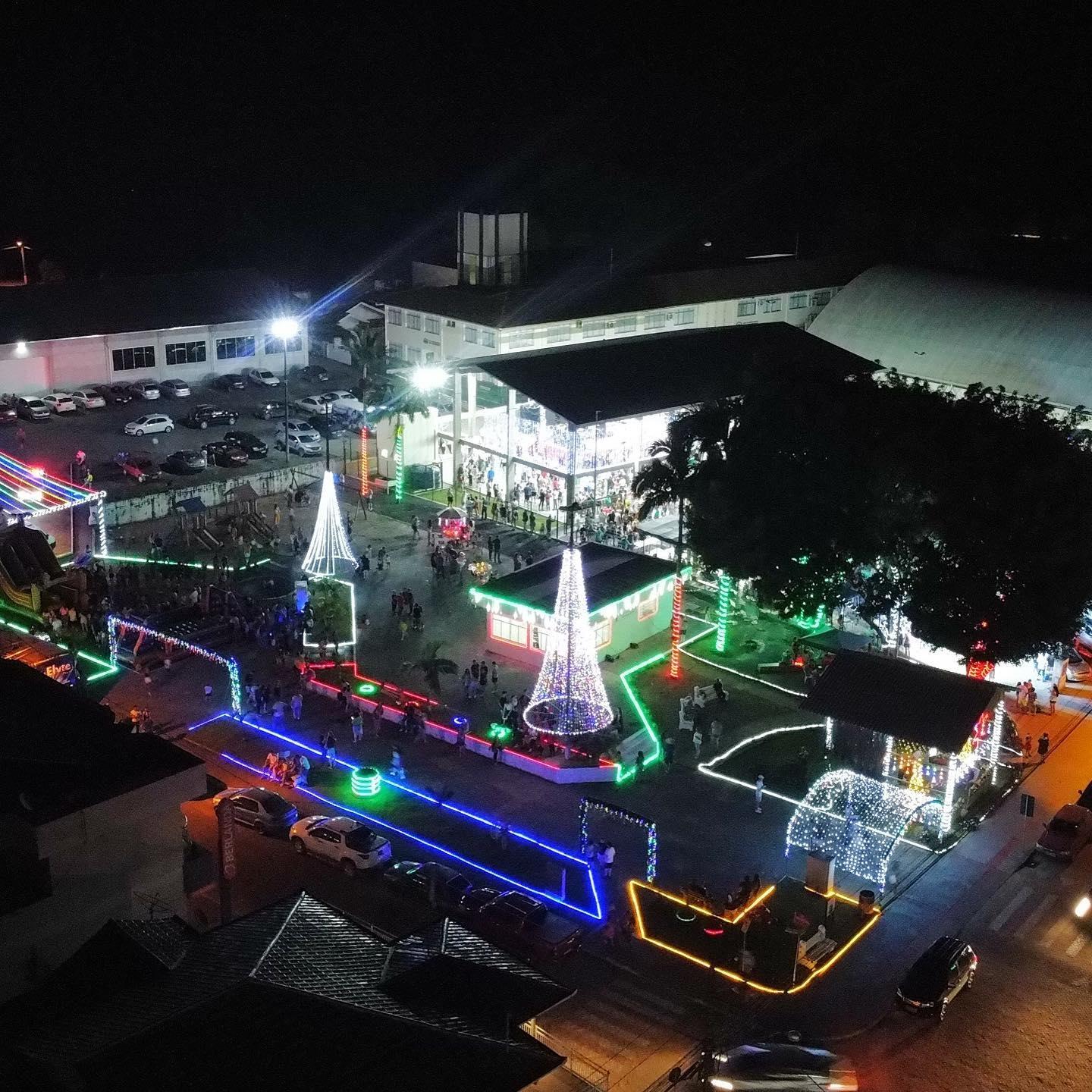 Aurora intensifica ações na saúde e inaugura luzes de Natal neste sábado (22)