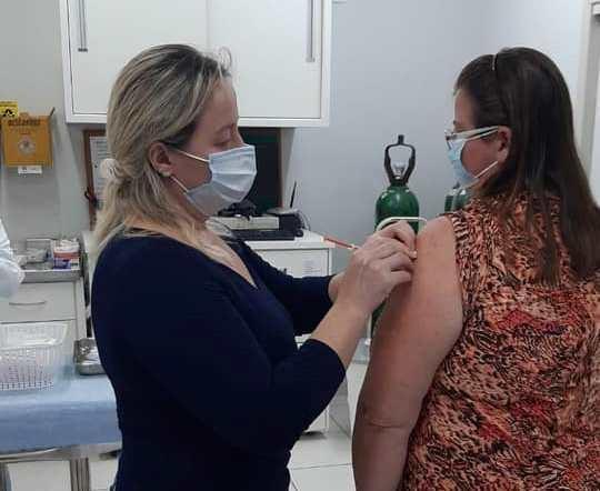Aurora ultrapassa duas mil pessoas vacinadas contra Covid