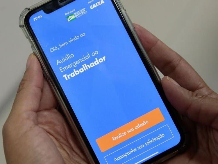 Auxílio de R$ 600: governo volta atrás e não pagará segunda parcela nesta quinta-feira (23)