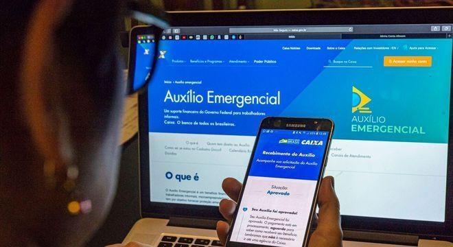 Auxílio emergencial pode ser estendido até o fim do ano, diz Bolsonaro
